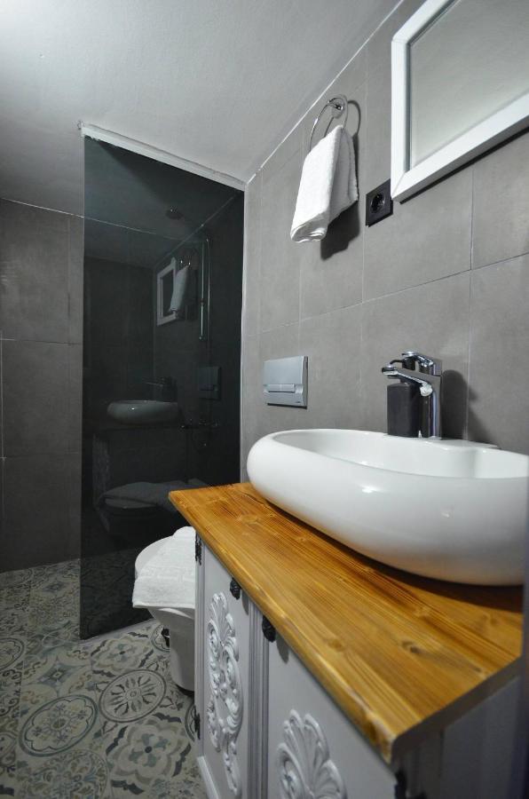 Downtown Two-Bedrom Apartment Tbilisi Zewnętrze zdjęcie